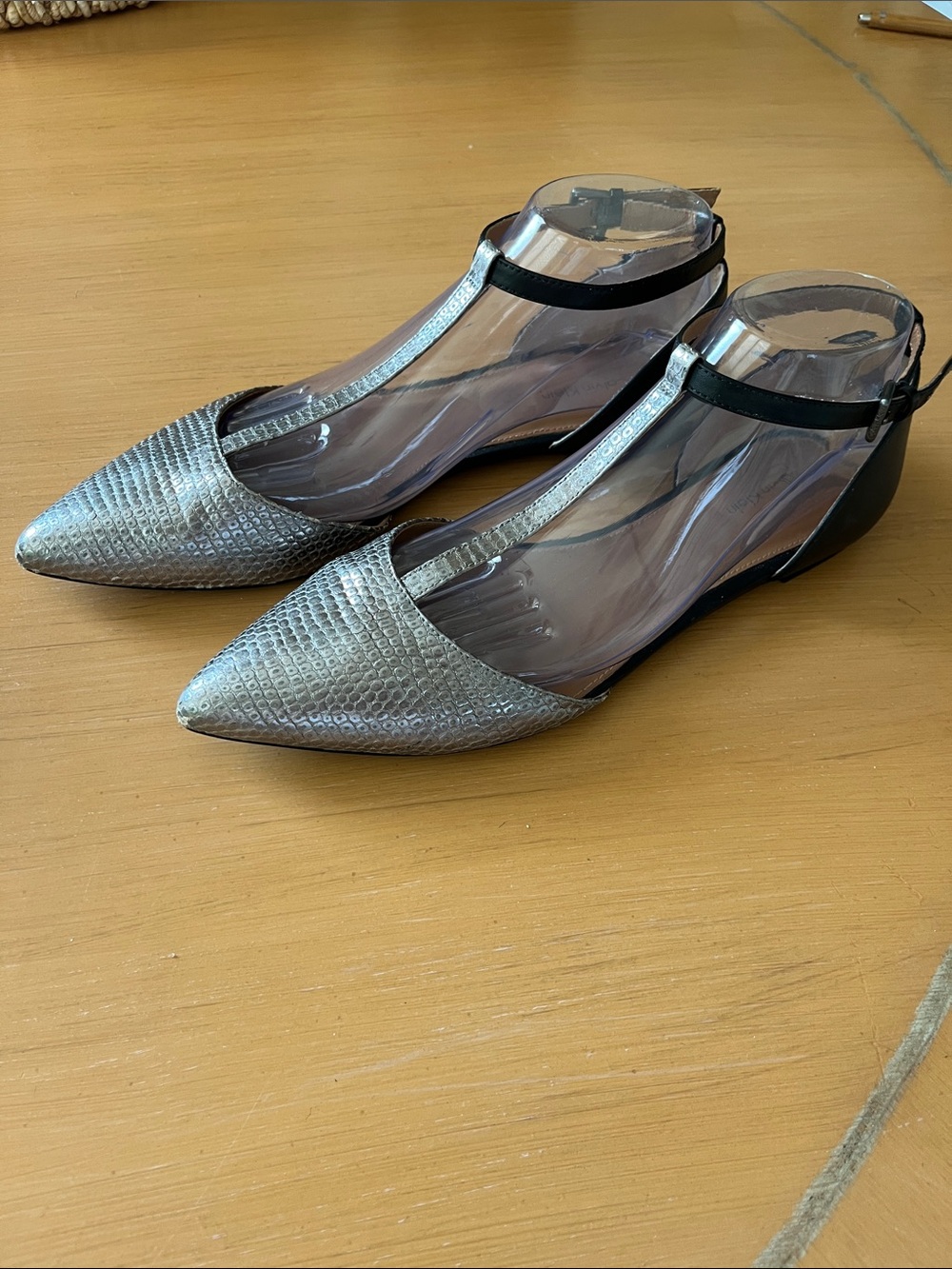 Calvin Klein flats in sliver and black leather upper sz 10